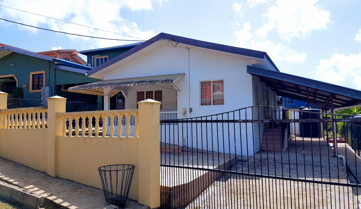 01 Front View 1