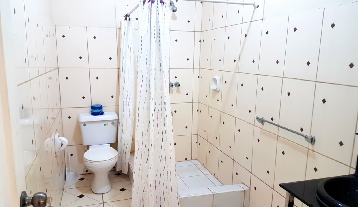 11 Bathroom 1